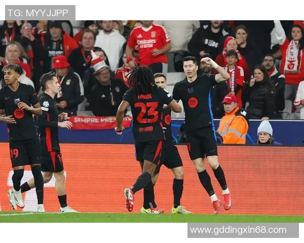 世界杯精彩对决AC米兰逆转利物浦帽子戏法点燃全场激情