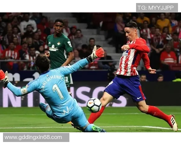 欧联杯精彩对决拜仁逆转马竞上演帽子戏法引爆全场激情 欧联杯精彩对决拜仁逆转马竞上演帽子戏法引爆全场激情