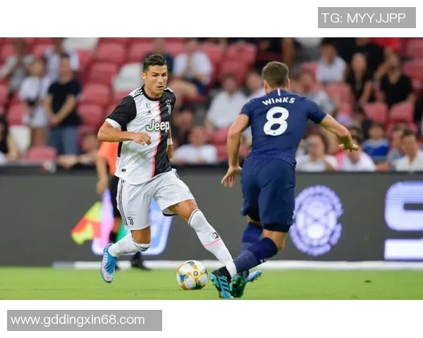 尤文图斯绝杀热刺的精彩瞬间引发全场狂欢数据解析尽显比赛魅力